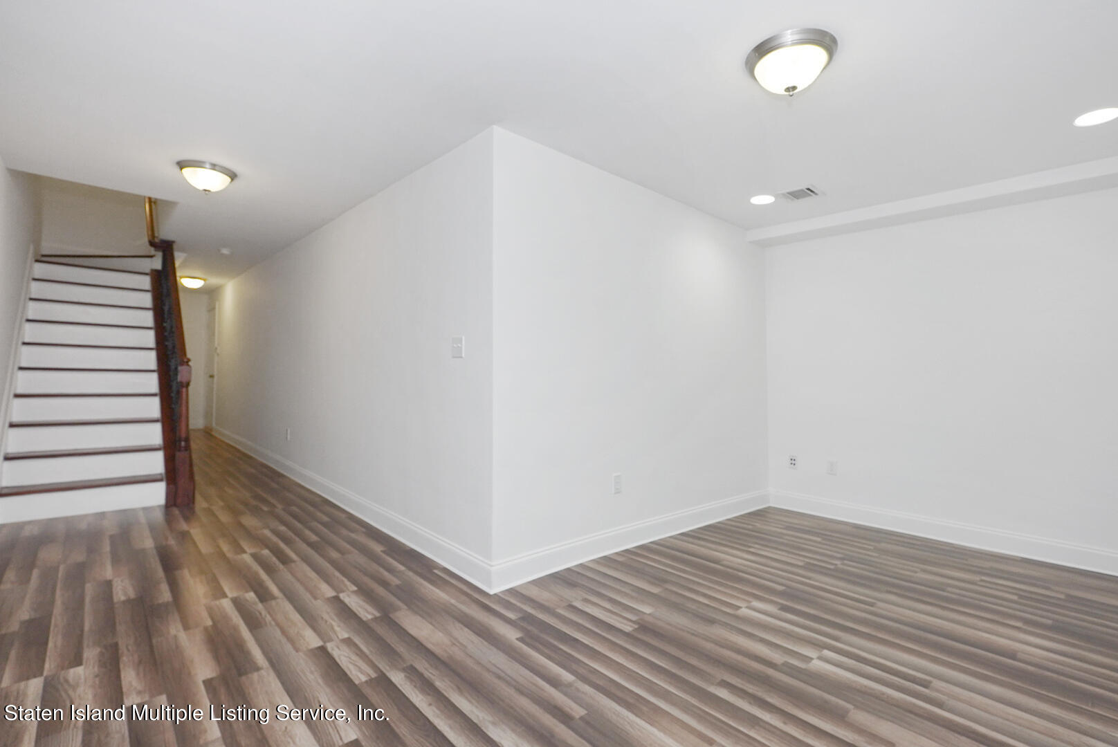 93 Presentation Circle Staten Island, NY 10312 - Photo 22 of 27 (20) BASEMENT