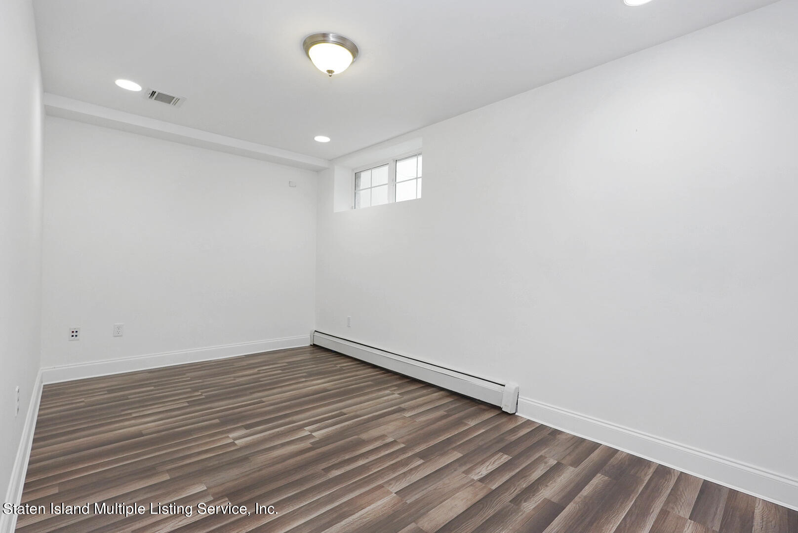 93 Presentation Circle Staten Island, NY 10312 - Photo 23 of 27 (21) BASEMENT
