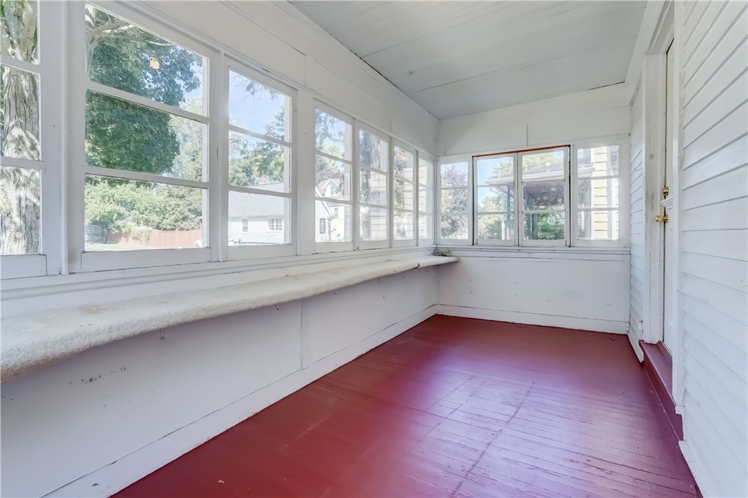 176 Middlesex Road Rochester, NY 14610 - Photo 2 of 40