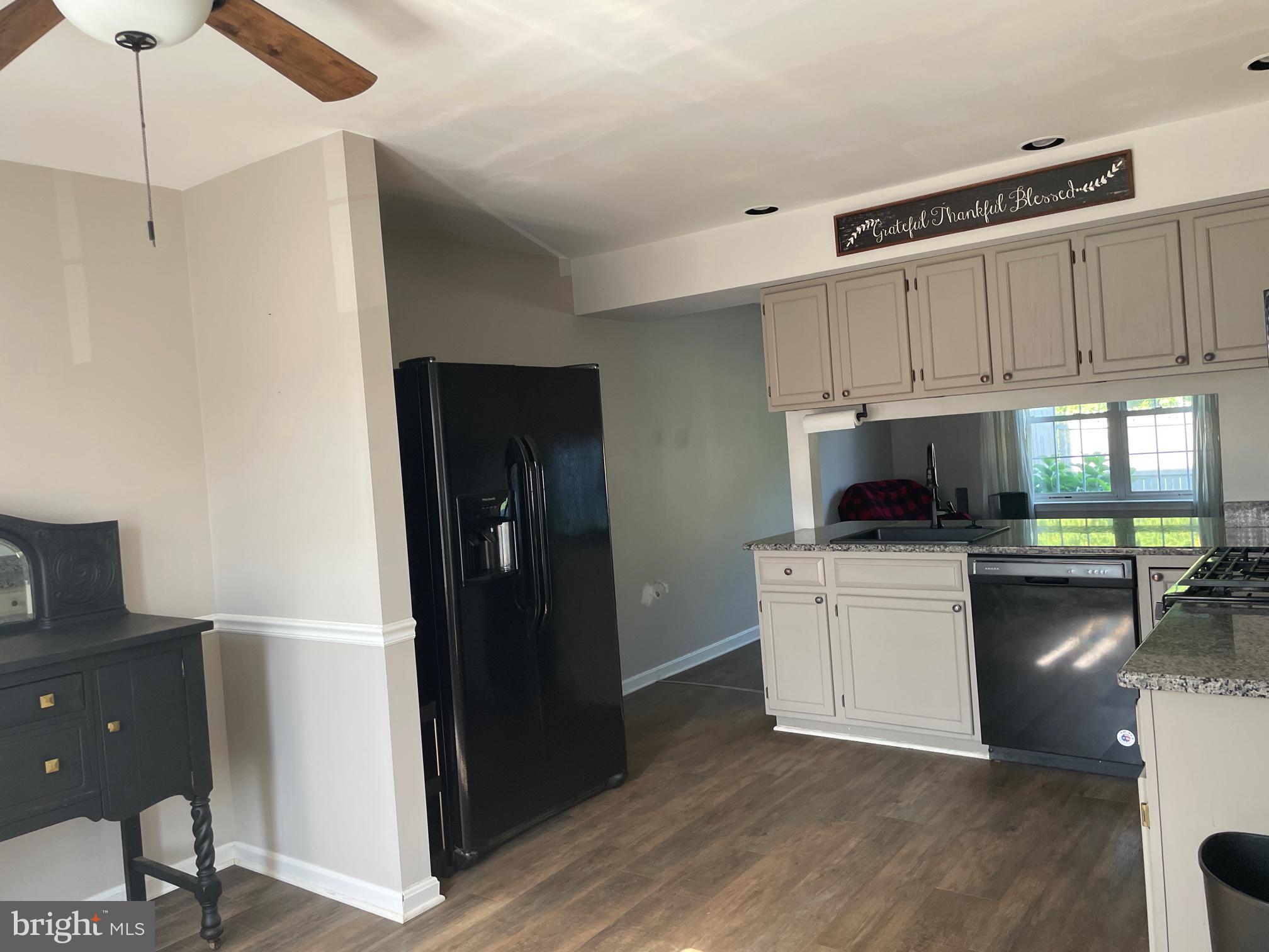 108 Country Ridge Drive Red Lion, PA 17356 - Photo 3 of 20 Gallery Image 3