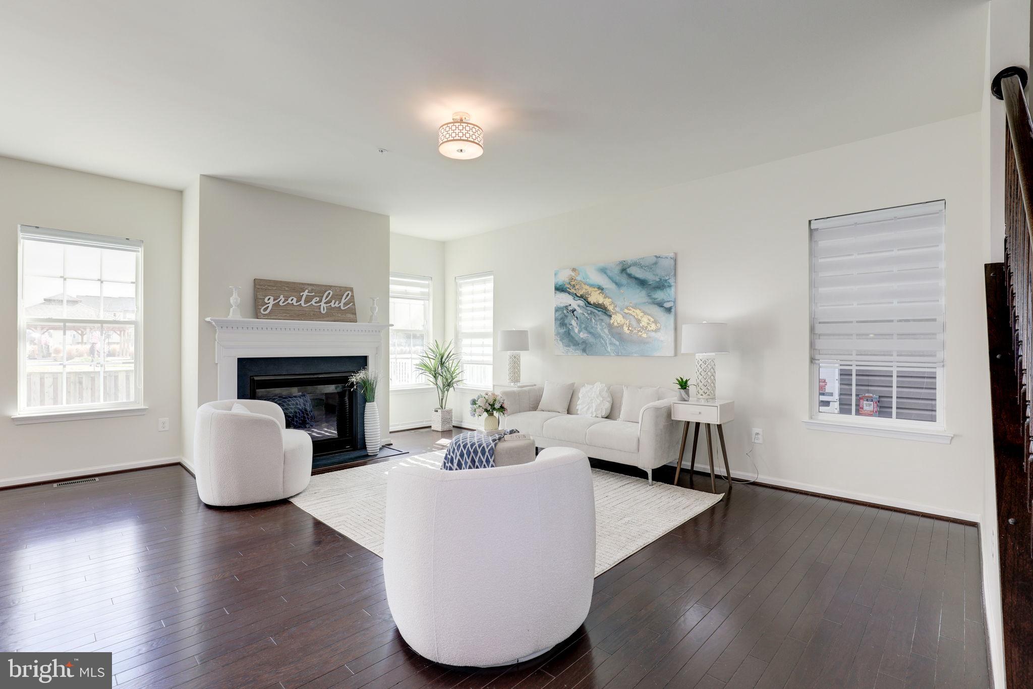 3502 Doc Berlin Drive Silver Spring, MD 20906 - Photo 12 of 70 Living room