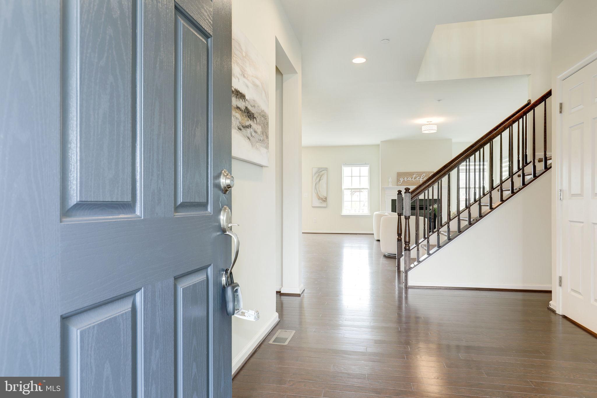 3502 Doc Berlin Drive Silver Spring, MD 20906 - Photo 6 of 70 Front door entry