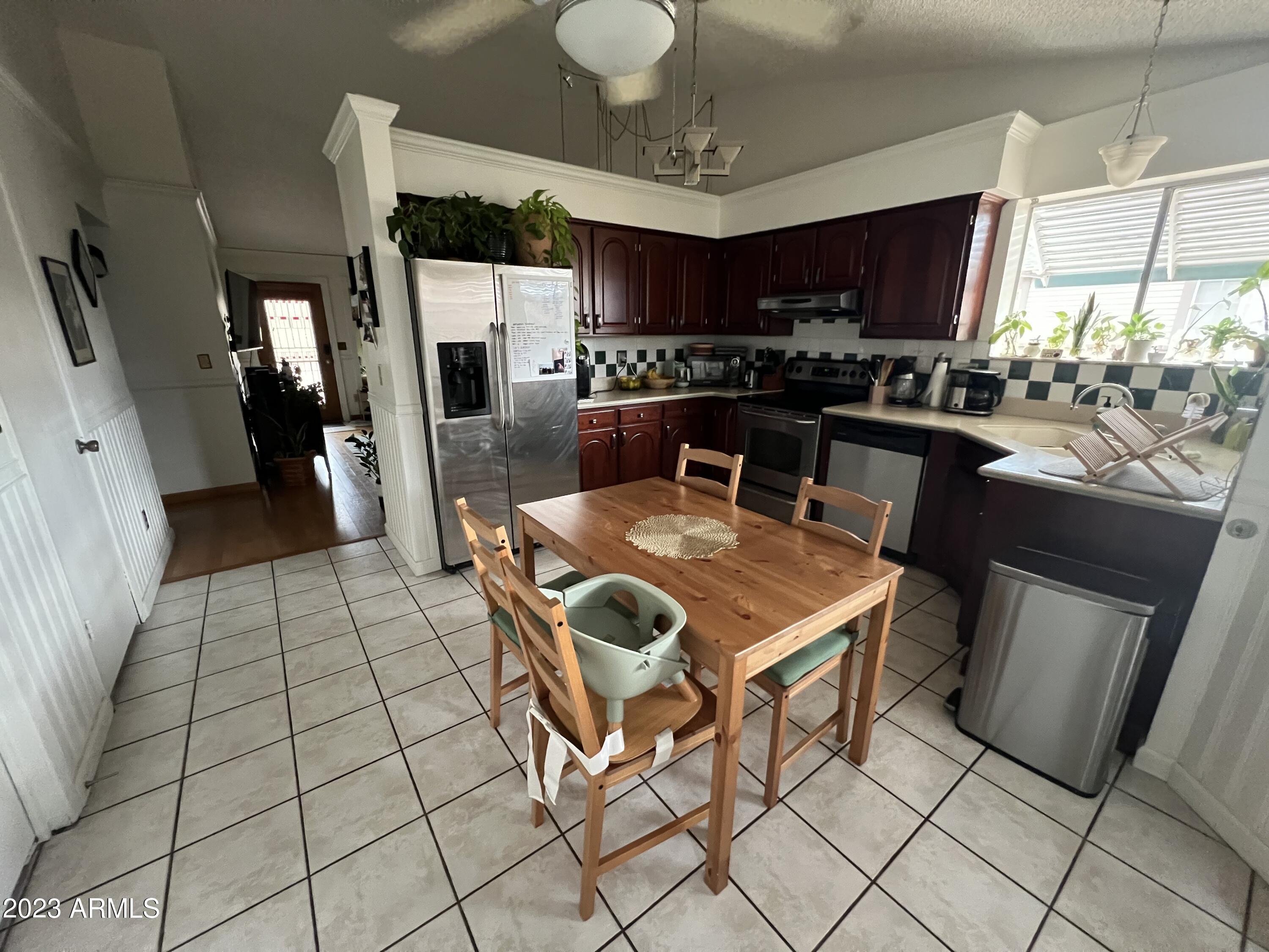 1055 North Recker Road, Unit 1218 Mesa, AZ 85205 - Photo 8 of 8 Kitchen