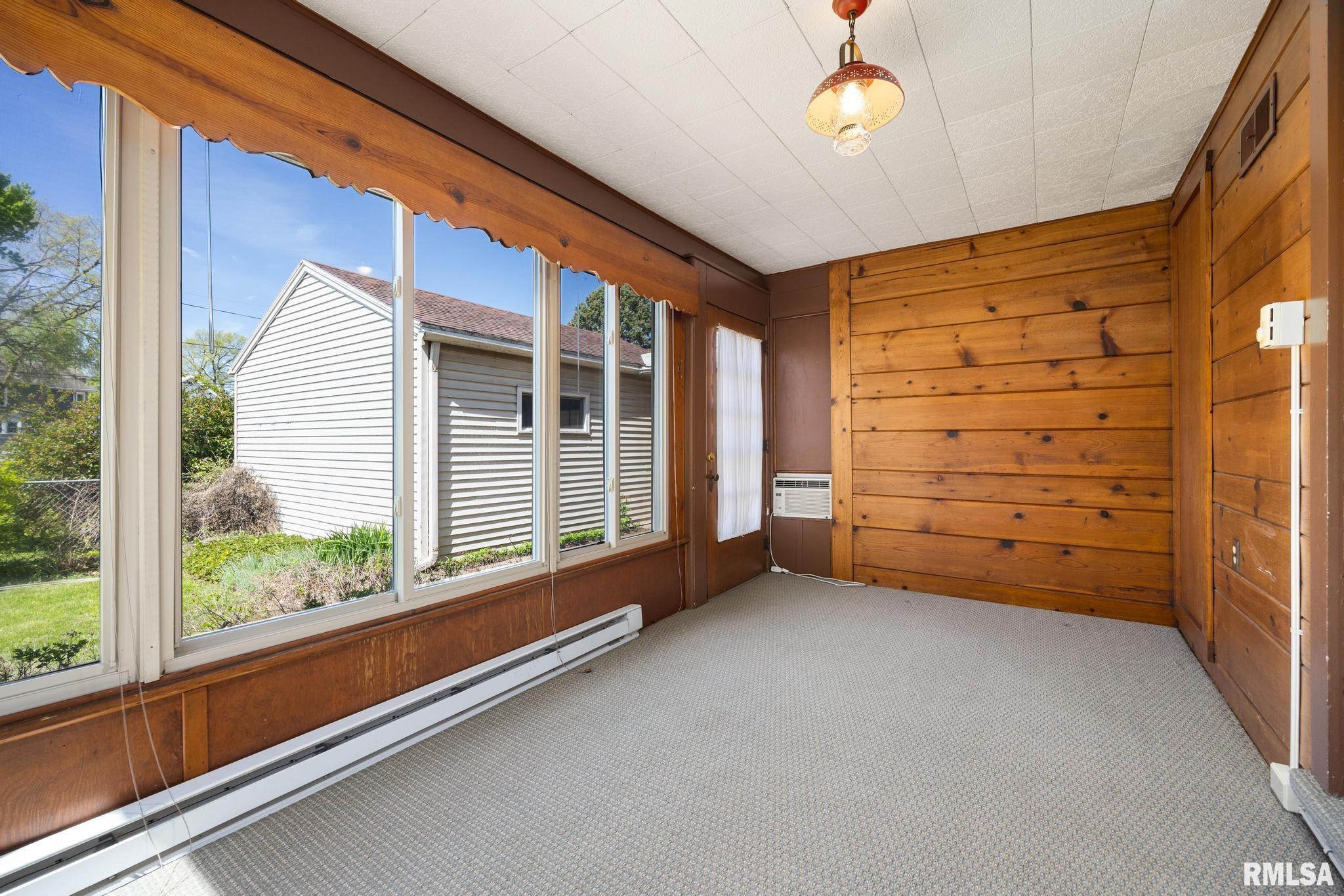 805 Edward Street Henry, IL 61537 - Photo 12 of 61
