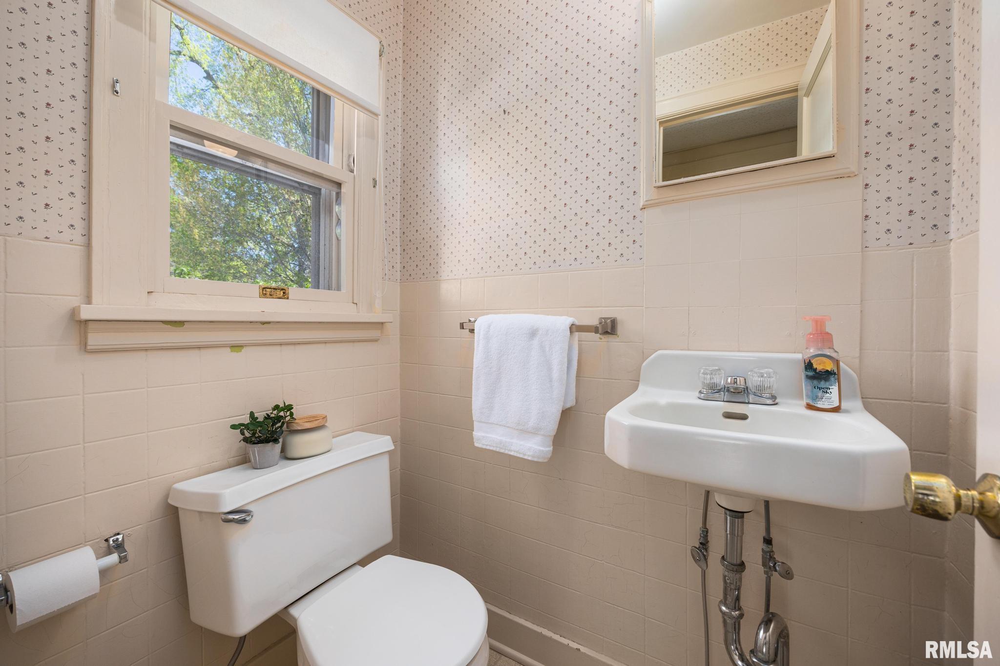805 Edward Street Henry, IL 61537 - Photo 25 of 61