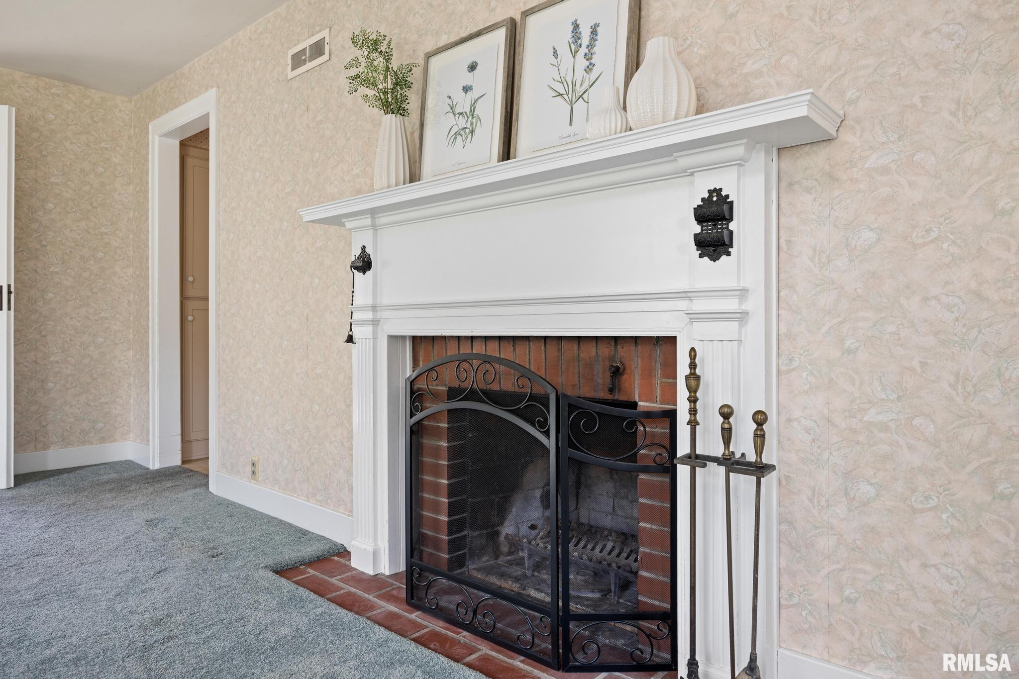 805 Edward Street Henry, IL 61537 - Photo 9 of 61