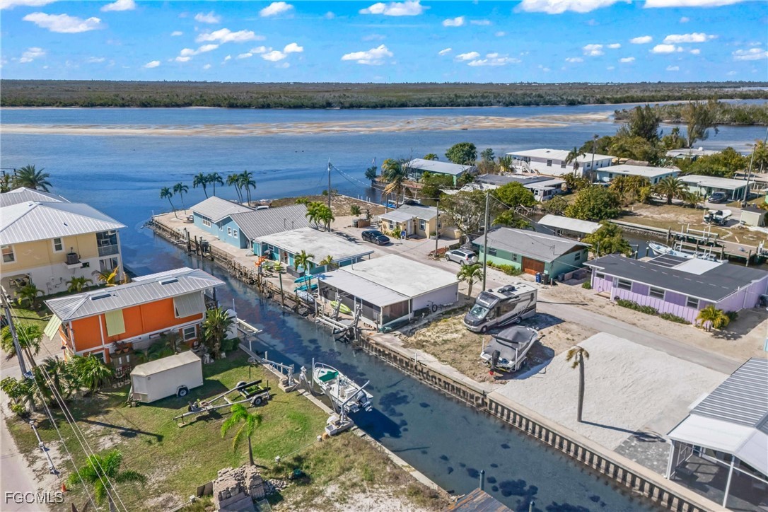 2649 Coco Plum Drive Matlacha, FL 33993 - Photo 5 of 27