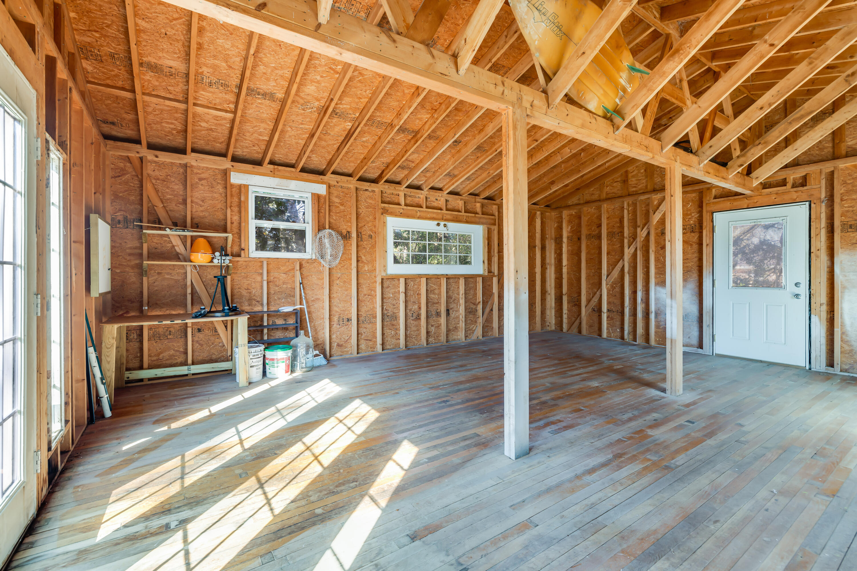740 Windward Road Charleston, SC 29412 - Photo 38 of 39 Inside "barn"