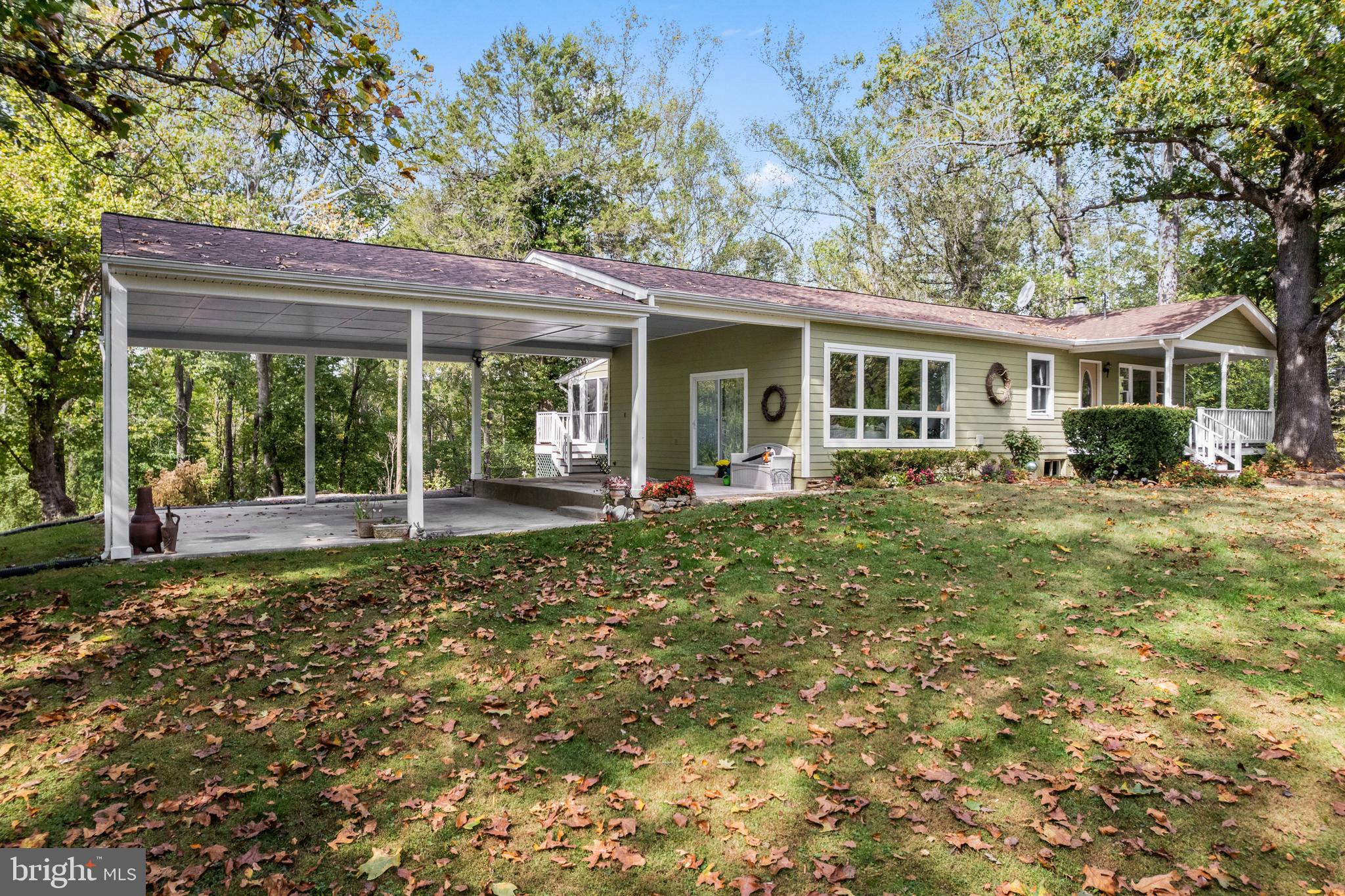 7127 Wilson Road Marshall, VA 20115 - Photo 3 of 50