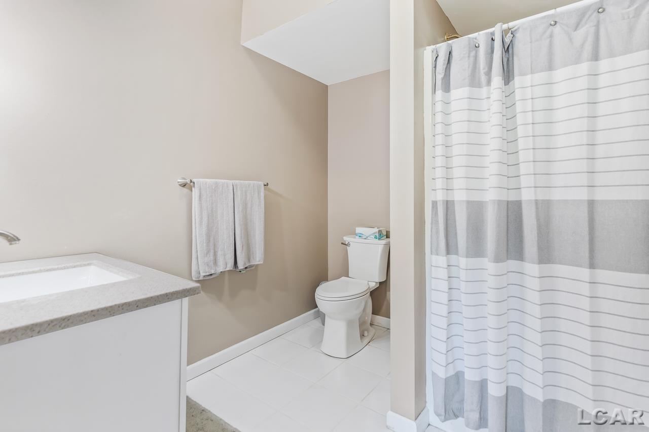 1188 Scott Ridge Drive Adrian, MI 49221 - Photo 50 of 65 50112891-49.JPG