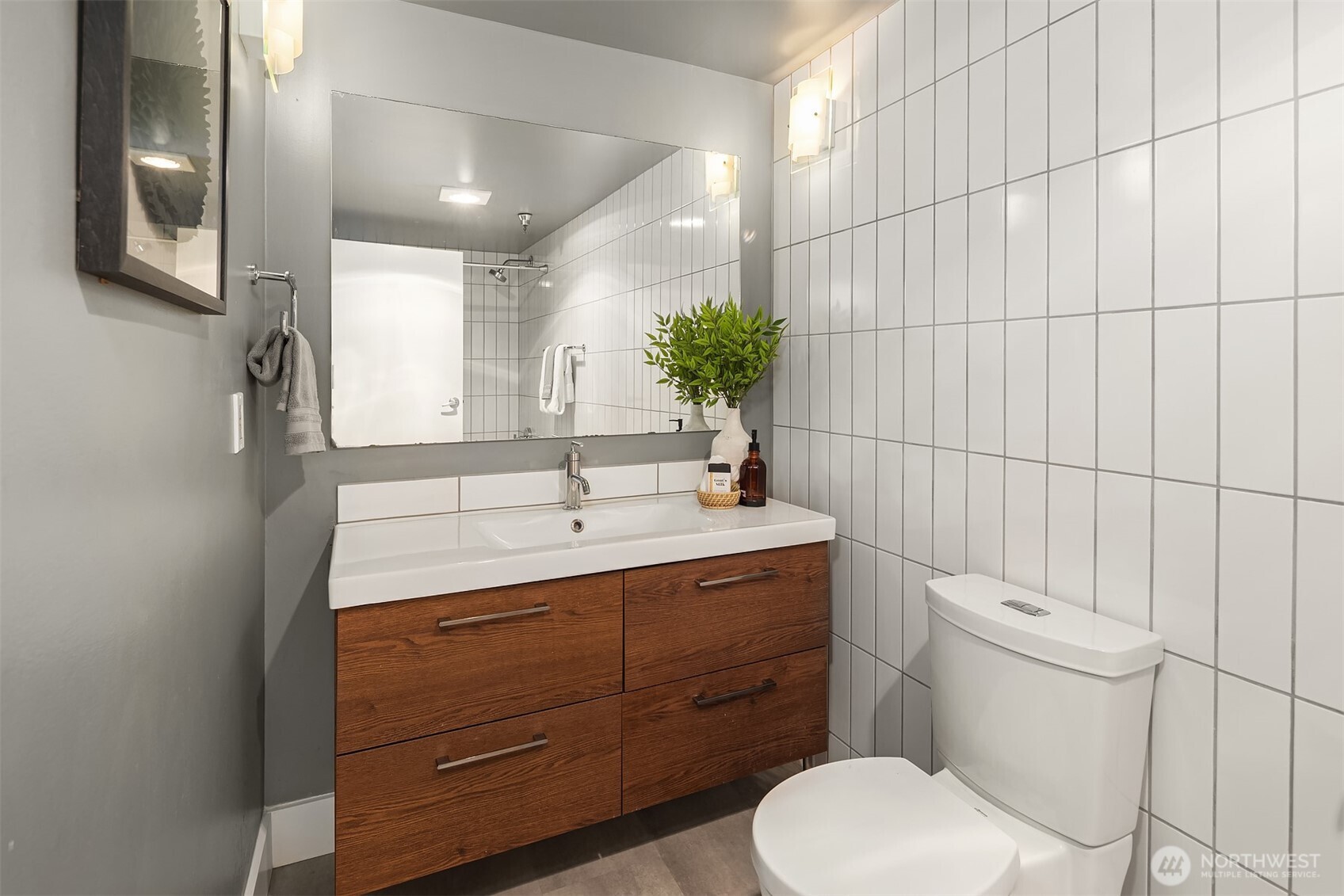 1507 Western Avenue, Unit R201 Seattle, WA 98101 - Photo 14 of 18