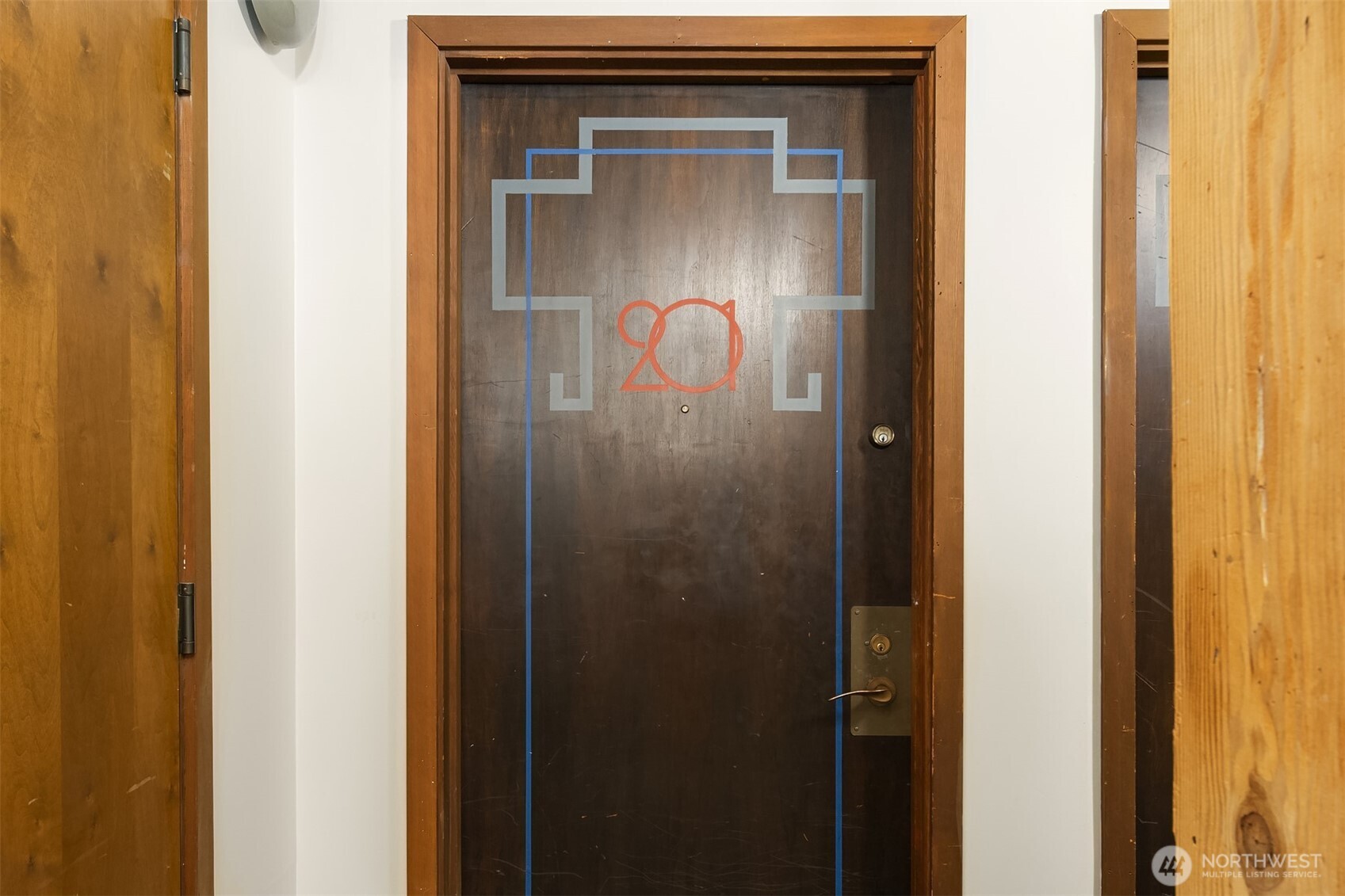 1507 Western Avenue, Unit R201 Seattle, WA 98101 - Photo 3 of 18