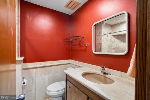 $1,800,000 | 390 South Bryn Mawr Avenue, Bryn Mawr, PA 19010