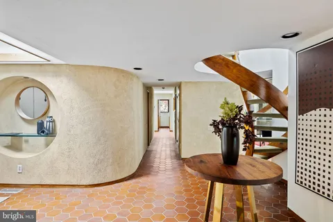 $1,800,000 | 390 South Bryn Mawr Avenue, Bryn Mawr, PA 19010