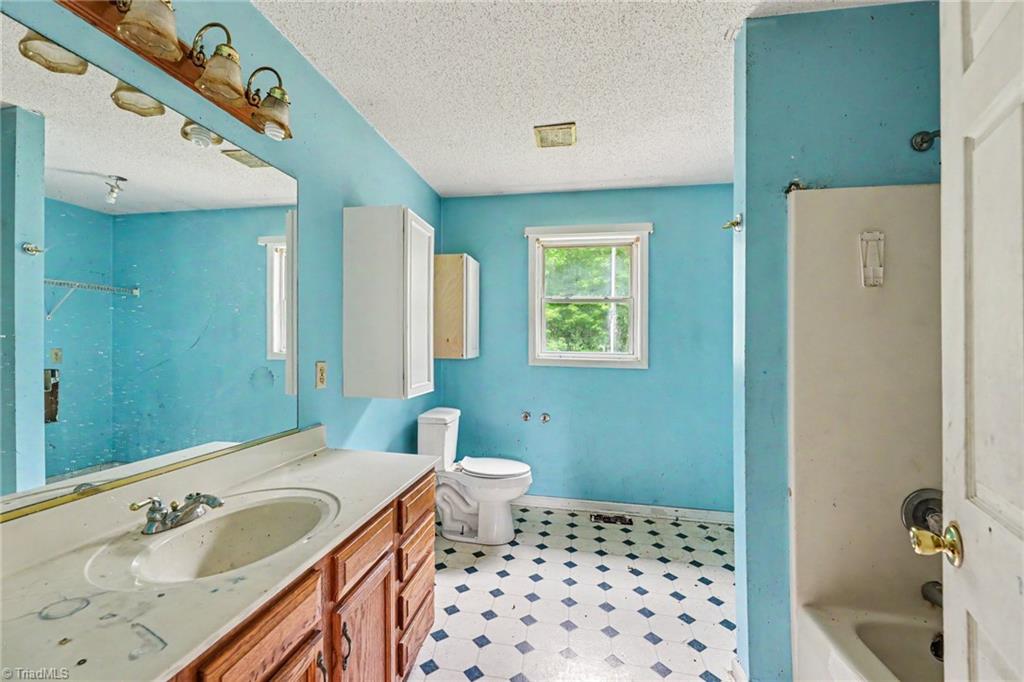 1059 Ben Anderson Road Mocksville, NC 27028 - Photo 12 of 26