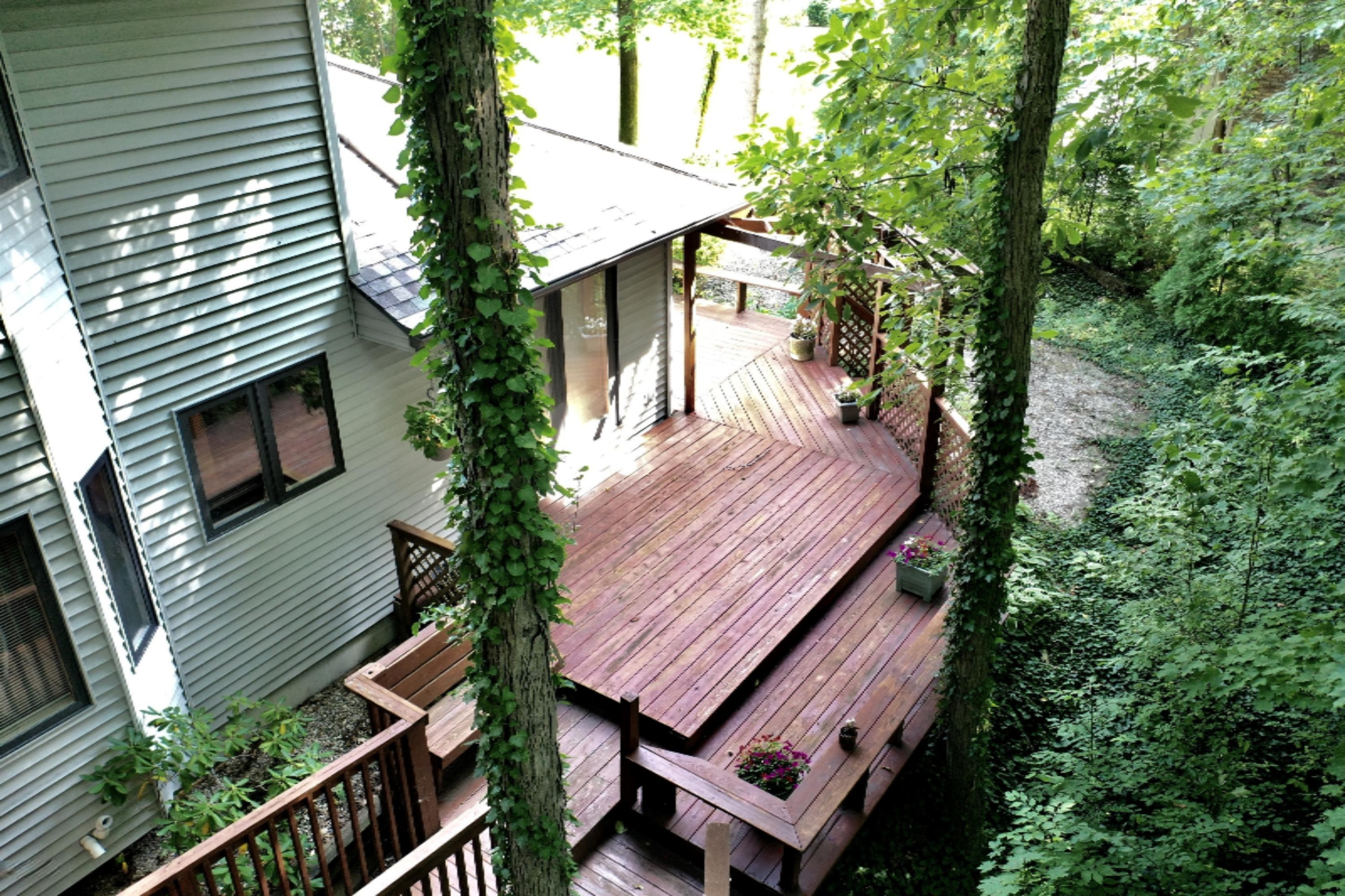 1192 Golf Road Benton Harbor, MI 49022 - Photo 60 of 76 DJI_0193
