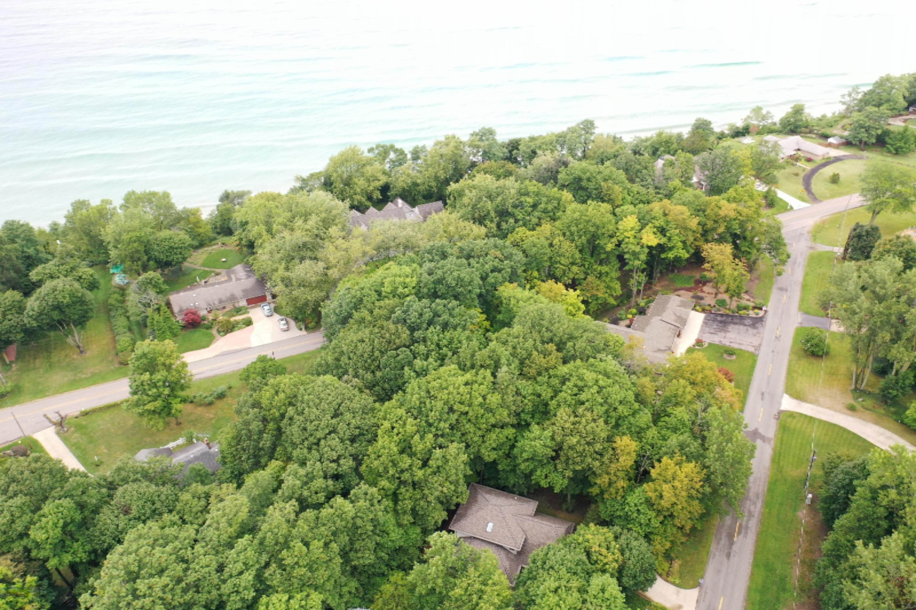 1192 Golf Road Benton Harbor, MI 49022 - Photo 10 of 76 DJI_0226
