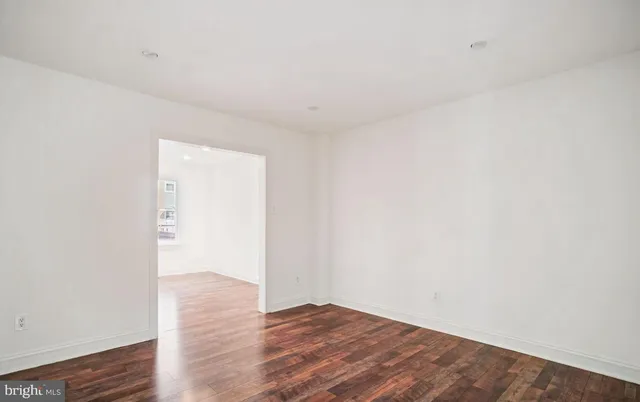 $3,300 | 5105 Overlook Park, Annandale, VA 22003