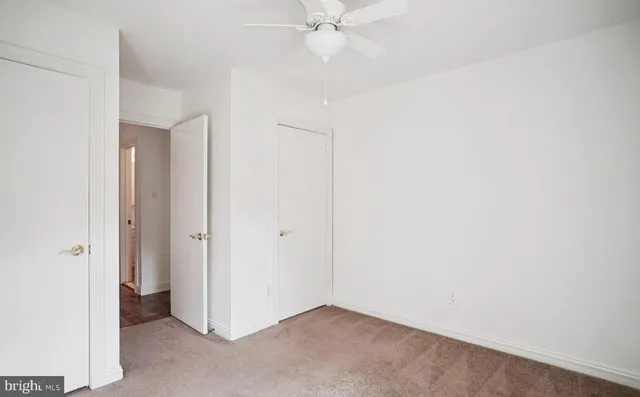 $3,300 | 5105 Overlook Park, Annandale, VA 22003