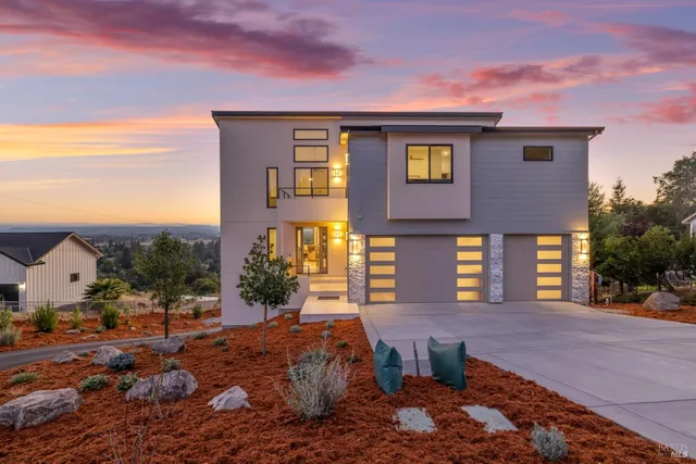 $2,985,000 | 5095 Knollwood Court, Santa Rosa, CA 95403