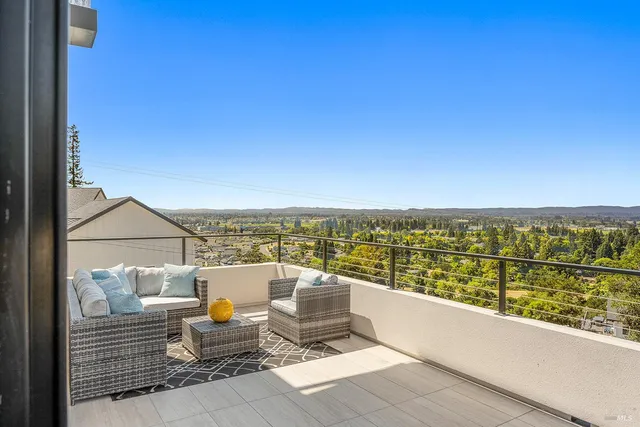 $2,985,000 | 5095 Knollwood Court, Santa Rosa, CA 95403