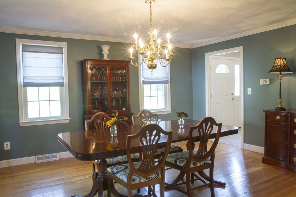28 Fox Hill Road Shrewsbury, MA 01545 - Photo 9 of 26 Gallery Image 9