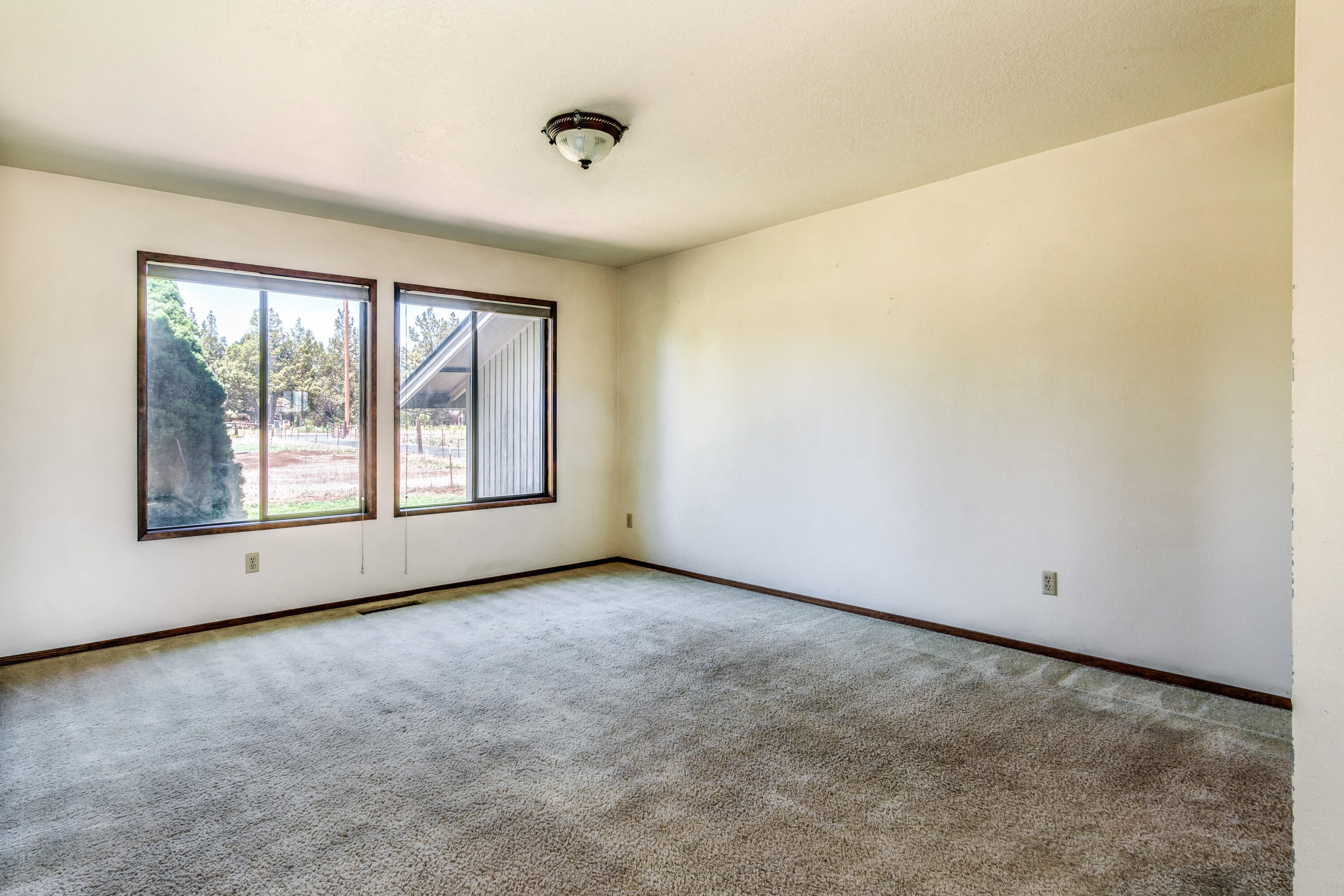 65070 Gerking Market Road Bend, OR 97703 - Photo 15 of 45 65070 Gerking Market Rd, Bend-22