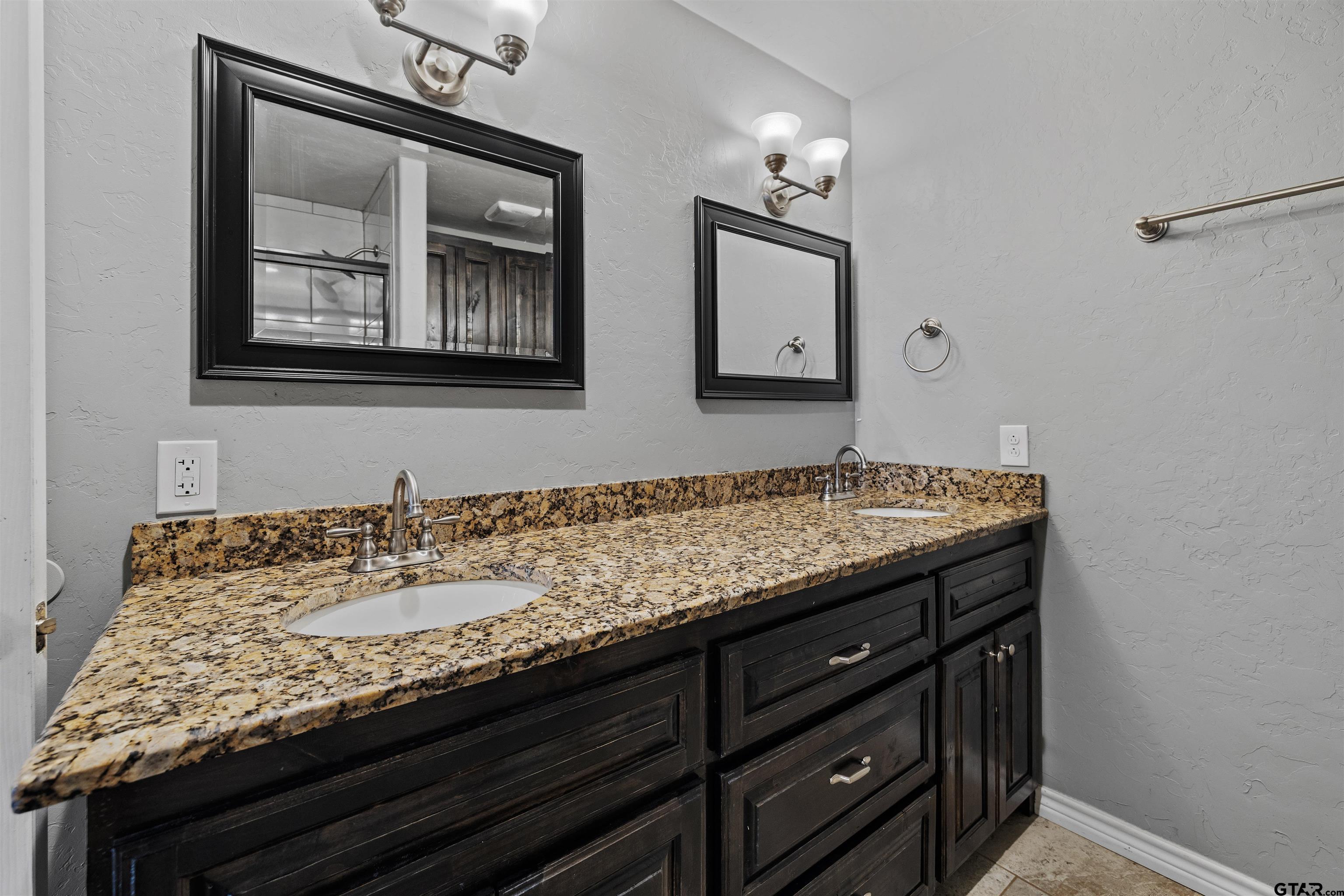 5796 Highway 271 Pittsburg, TX 75686 - Photo 23 of 43