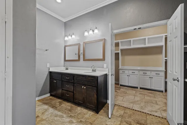 $694,500 | 5796 Highway 271, Pittsburg, TX 75686