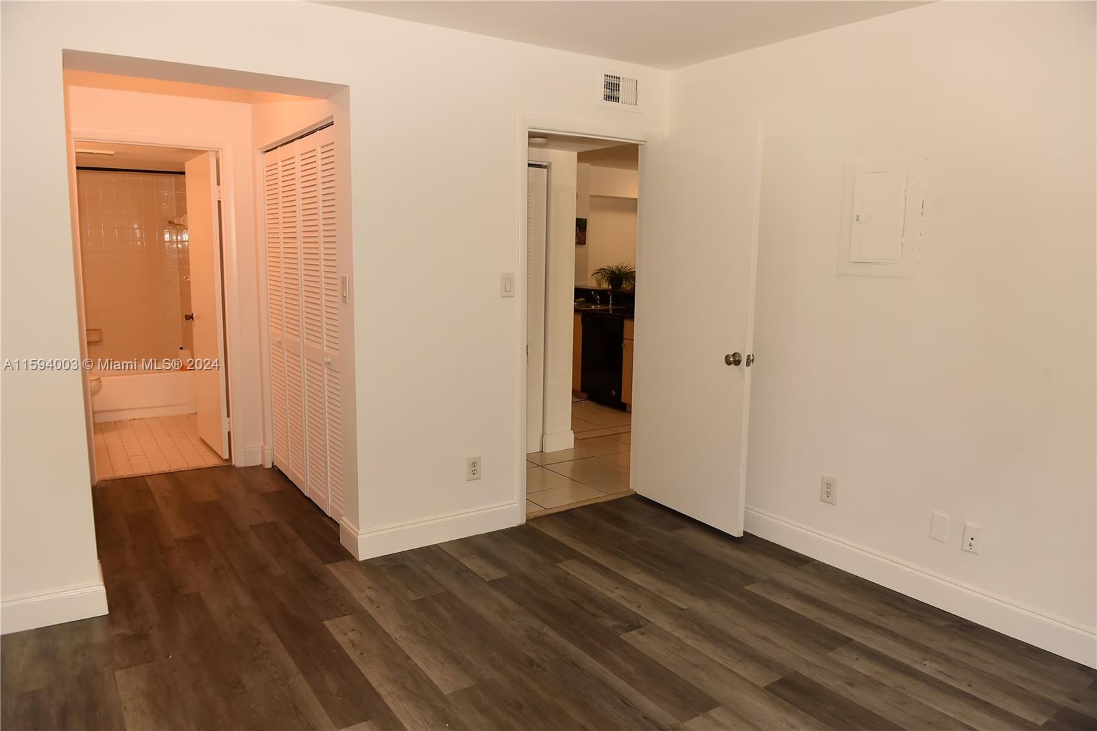 650 South Park Road, Unit 235 Hollywood, FL 33021 - Photo 21 of 40 Gallery Image 21