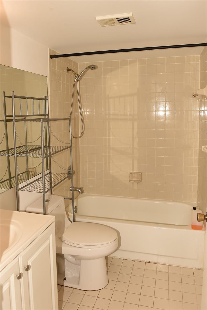 650 South Park Road, Unit 235 Hollywood, FL 33021 - Photo 26 of 40 Gallery Image 26