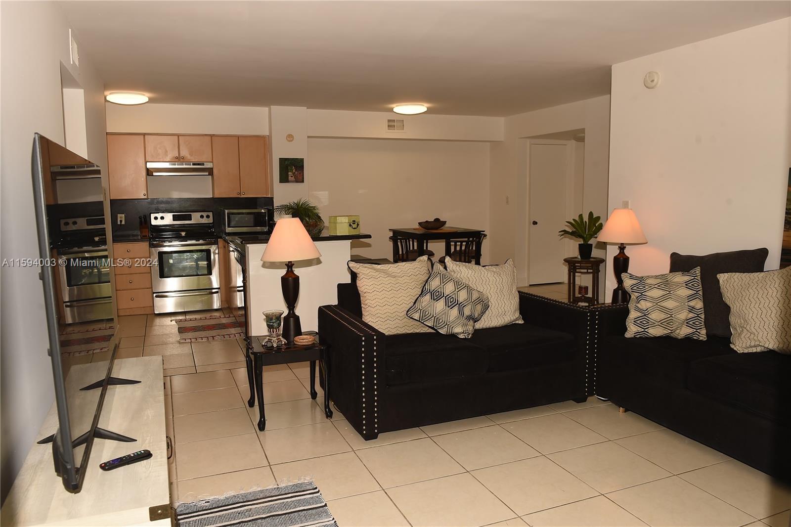650 South Park Road, Unit 235 Hollywood, FL 33021 - Photo 6 of 40 Gallery Image 6