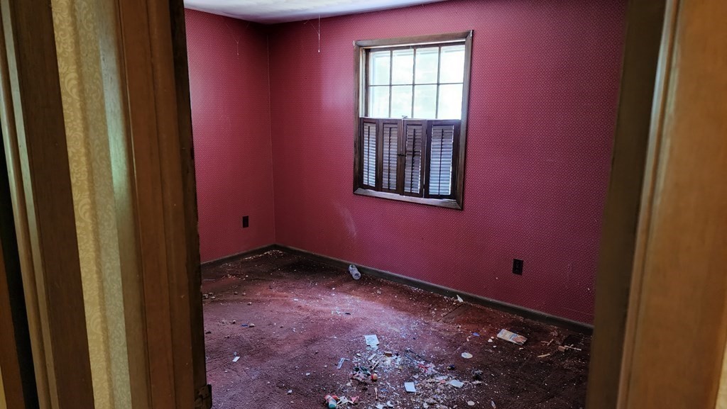 27 Janet Road Chelmsford, MA 01824 - Photo 9 of 13 a view of an empty room with a window
