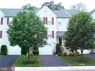 247 Springvalley Way Aston, PA 19014 - Photo 1 of 3 Gallery Image 1