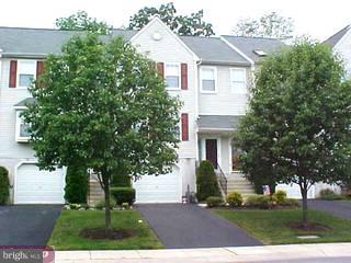 247 Springvalley Way Aston, PA 19014 - Photo 2 of 3 Gallery Image 2