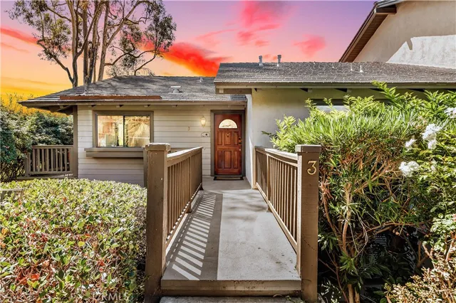 $1,139,000 | 3 Palos, Unit 51, Irvine, CA 92612