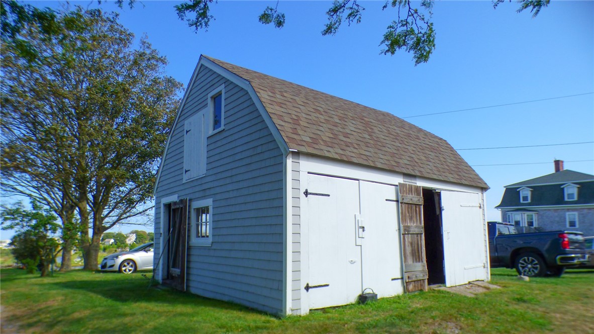 539 Center Road Block Island, RI 02807 - Photo 31 of 43 two-car garage with loft above