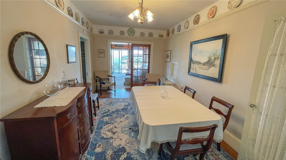 539 Center Road Block Island, RI 02807 - Photo 9 of 43 dining room to solarium