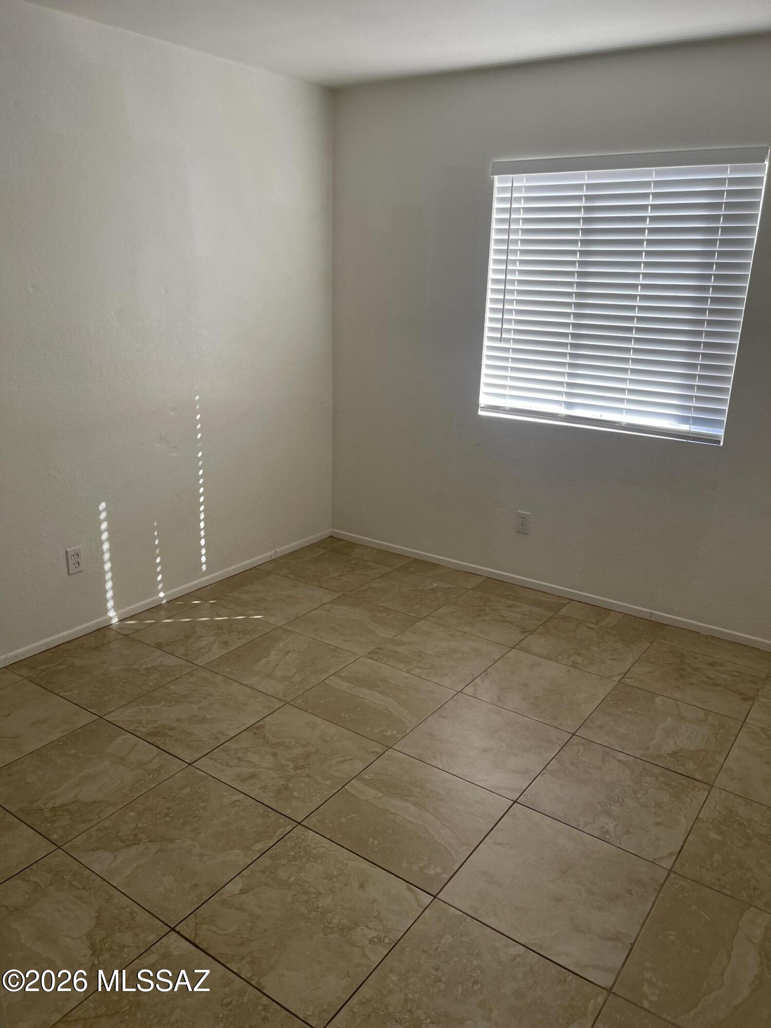 1233 East Halcyon Road, Unit 5 Tucson, AZ 85719 - Photo 8 of 11