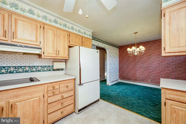 $339,900 | 52 Crystal Cave Road, Kutztown, PA 19530