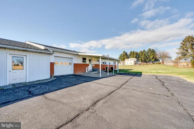 $339,900 | 52 Crystal Cave Road, Kutztown, PA 19530