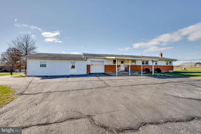 $339,900 | 52 Crystal Cave Road, Kutztown, PA 19530