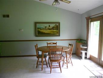 13304 Field Crest Road Highland, IL 62249 - Photo 9 of 21