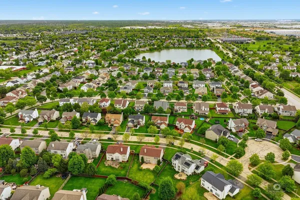 $650,000 | 385 Marshall Ash Street, Bolingbrook, IL 60490
