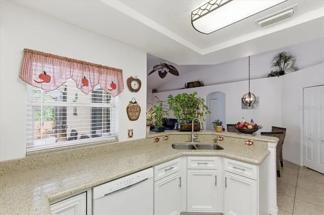 $399,900 | 48 Wheeling Lane, Palm Coast, FL 32164