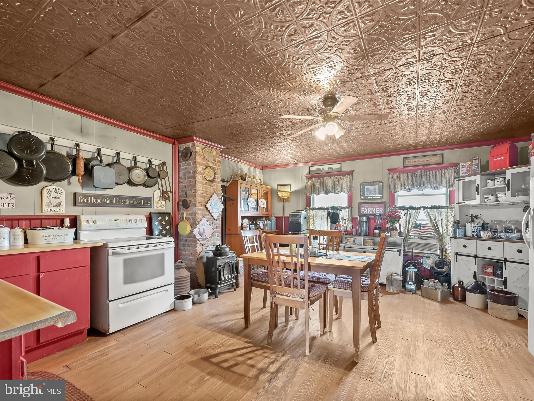 430 Bucher John Road Union Bridge, MD 21791 - Photo 26 of 40 a view of a kitchen and dining room