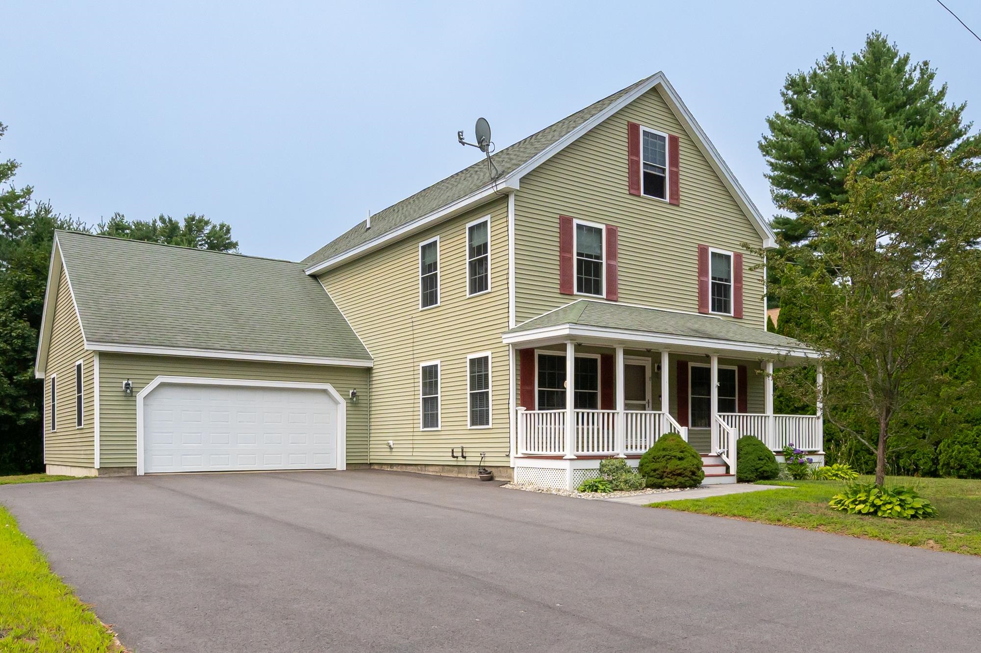 17 Riley Road Seabrook, NH 03874 - Photo 1 of 49