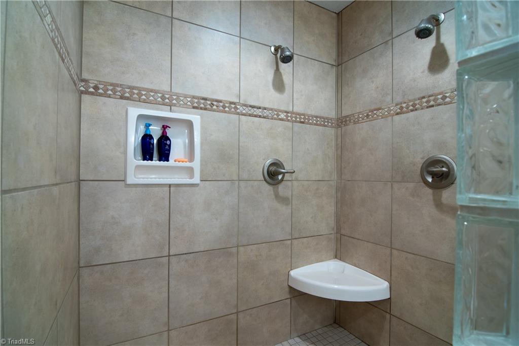 985 Country Club Road Glade Valley, NC 28627 - Photo 16 of 47 Gallery Image 16