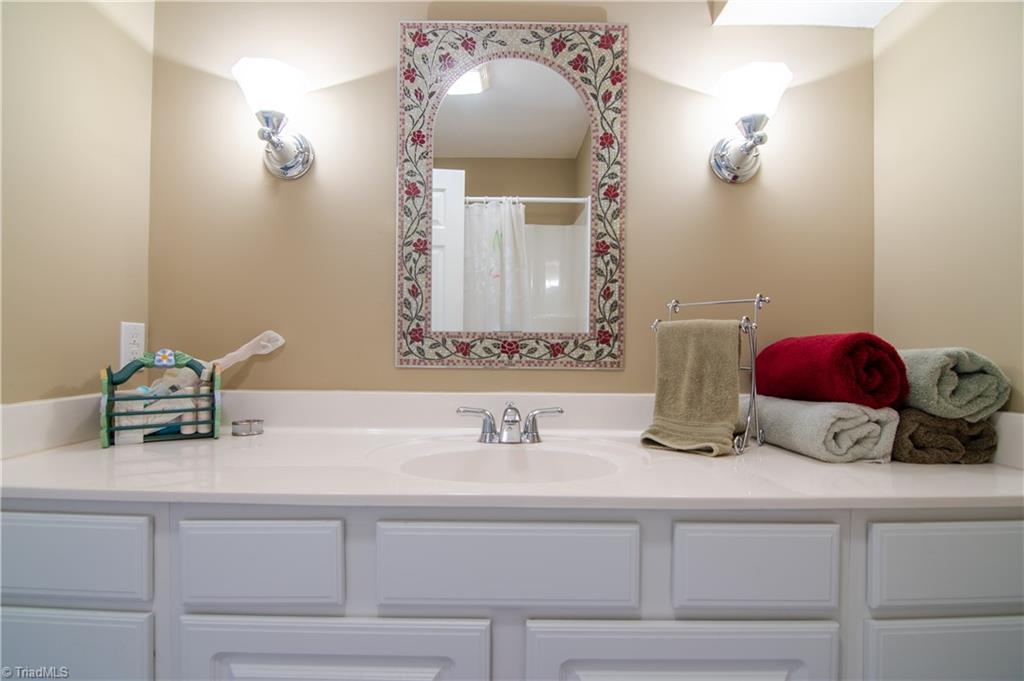 985 Country Club Road Glade Valley, NC 28627 - Photo 30 of 47 Gallery Image 30