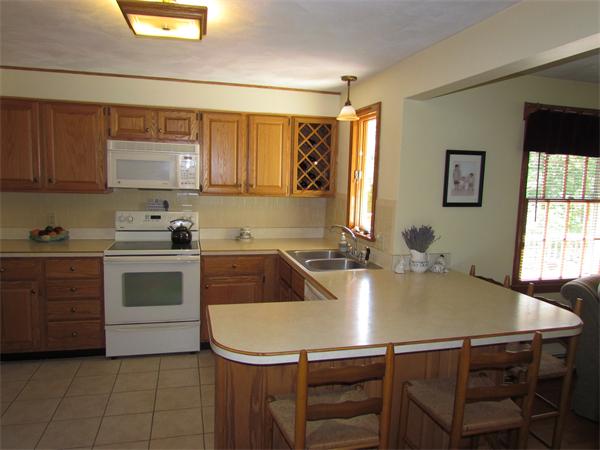 16 Valley Brook Road Westborough, MA 01581 - Photo 8 of 30 Gallery Image 8